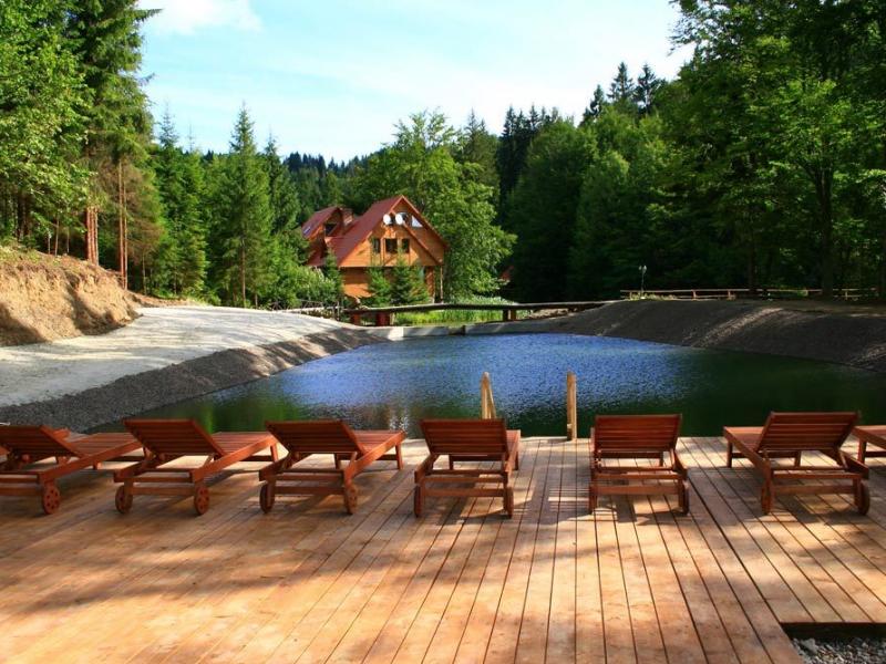 Озеро Вита – уютное место для отдыха в Закарпатье